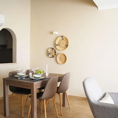 Noria Velha Appartement *